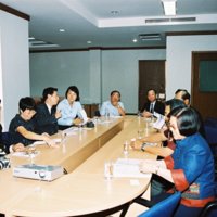 H.E.Mr.Zhang Jinhuan รับฟังการบรรยายสรุปแนะนำมหาวิทยาลัยแม่ฟ้าหลวง